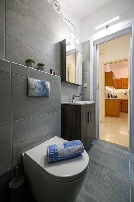 Anna'S Apartment Каламата Екстериор снимка